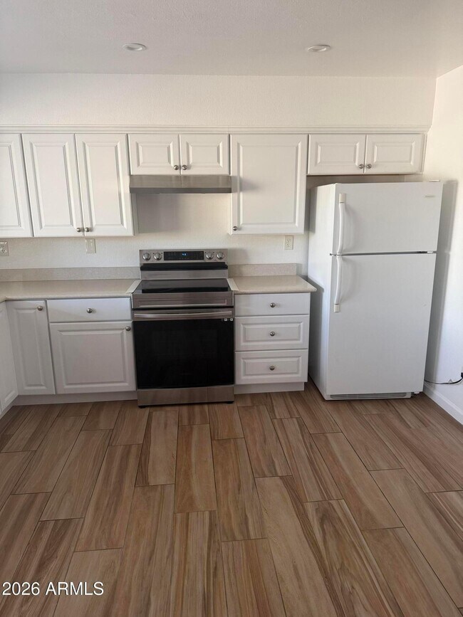 Building Photo - 20601 N 33rd Ave