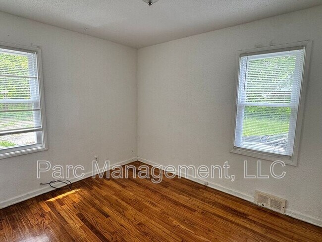 Building Photo - 16068 Tacoma St
