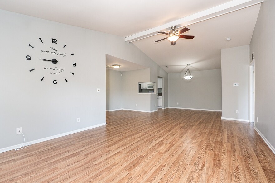Building Photo - 5681 Pine Aires Dr