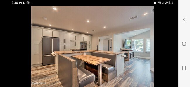 Dinning/kitchen - 501 Silver Beach Ave
