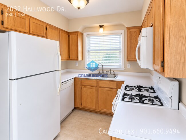 Building Photo - 2032 Hallwood Dr