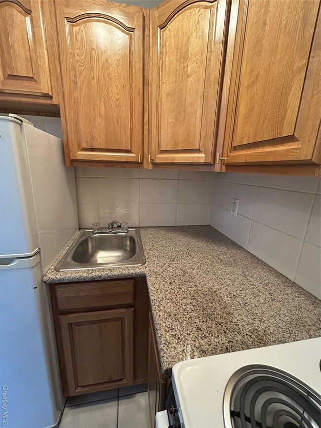 Building Photo - 175 Beach 109th St