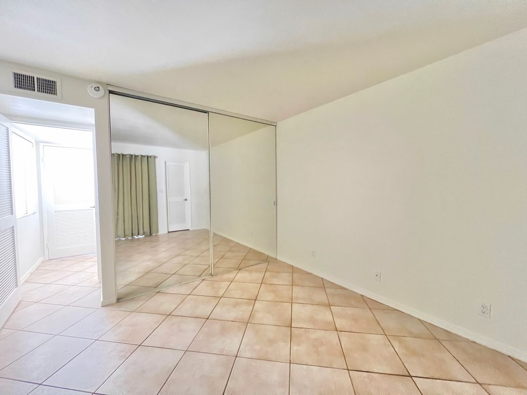 Building Photo - 64275 Spyglass Ave