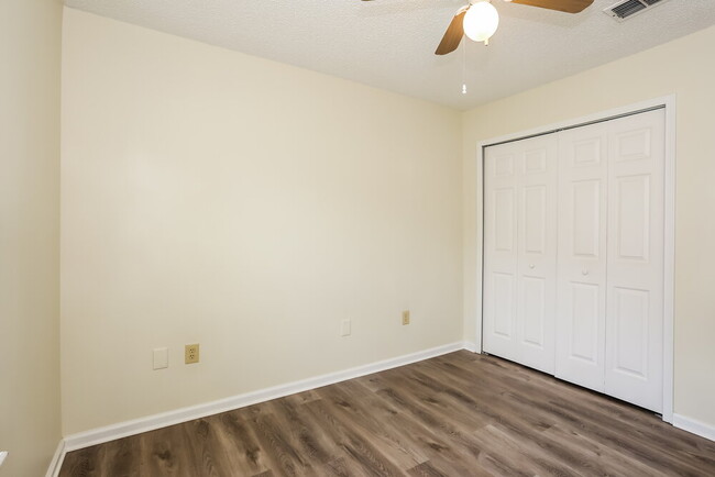 Building Photo - 11141 Coldfield Dr