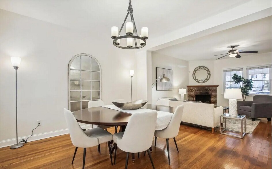 Building Photo - 1770 Hobart St NW