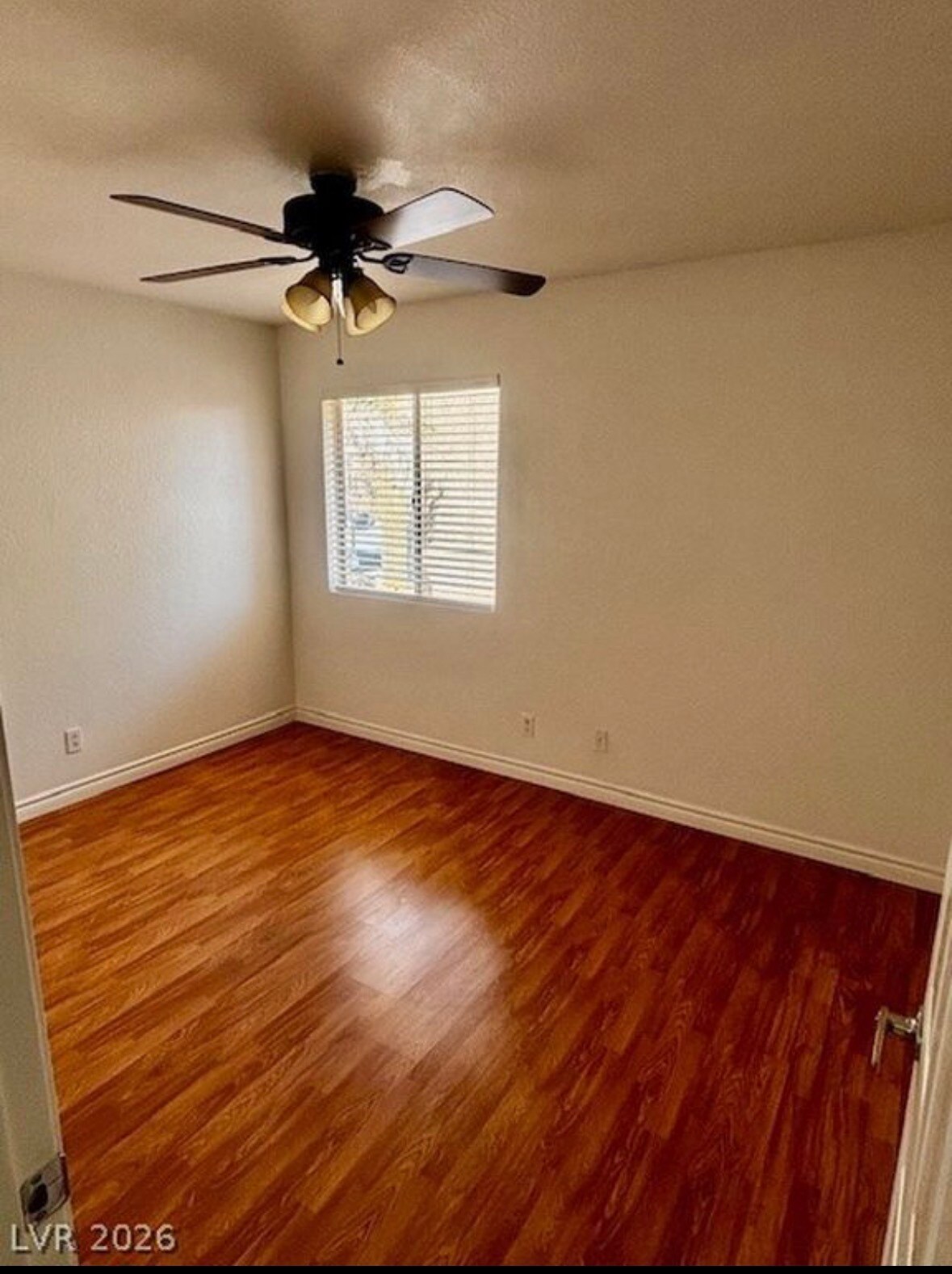 Building Photo - 5044 River Glen Dr