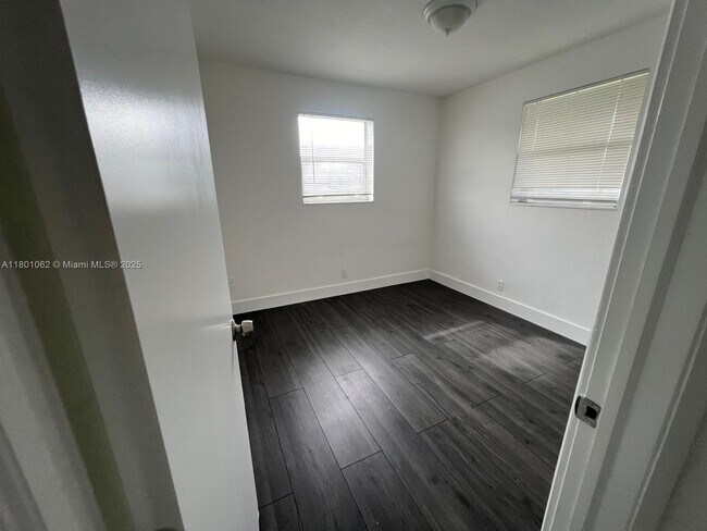 Building Photo - 3251 SW 56th Ave