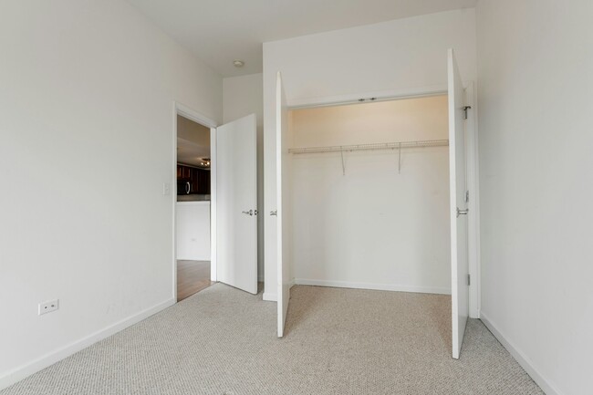 Building Photo - 4217 IL-19