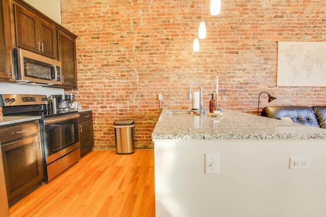 Building Photo - 307 2nd THE LOFTS