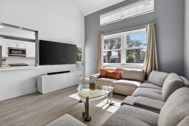 Building Photo - 805 Mainsail Cir