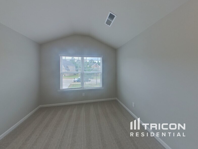 Building Photo - 60 Somerset Hills