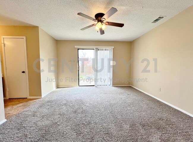 Building Photo - Incredible 3/2/2 in Lewisville ISD for Rent!