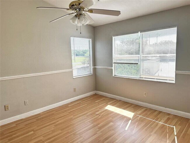 Building Photo - 2524 Woodgate Blvd