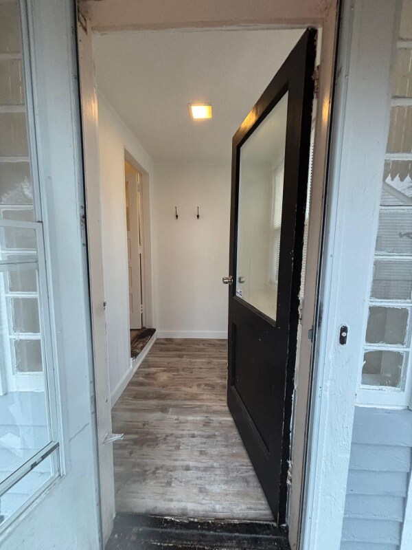 Building Photo - 697 Willett Ave