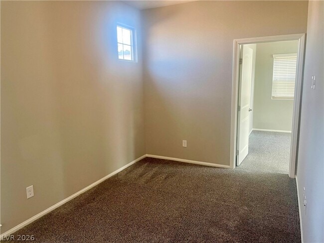 Building Photo - 8365 S Pioneer Way