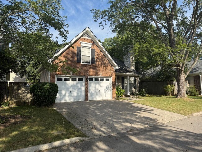Building Photo - 303 Norvich Ct