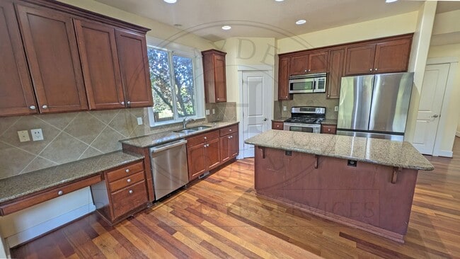 Building Photo - 4572 NW 175th Pl