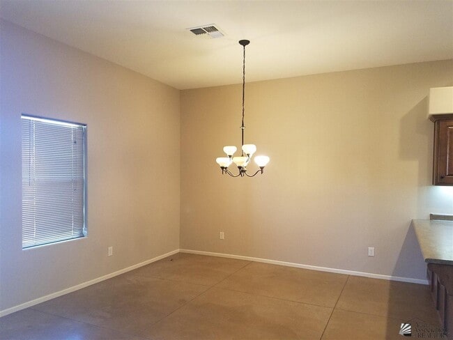 Building Photo - 14743 S Blanco Ave