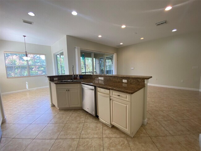 Building Photo - 8203 NW 128th Ln