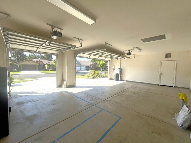 Building Photo - 7143 Leighton Dr