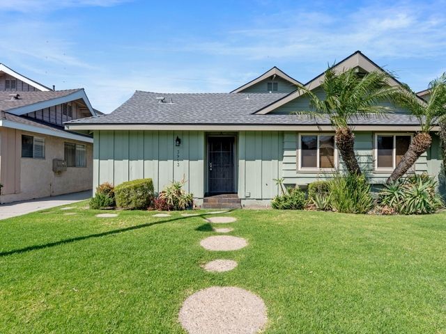 Building Photo - 3913 W 178th St