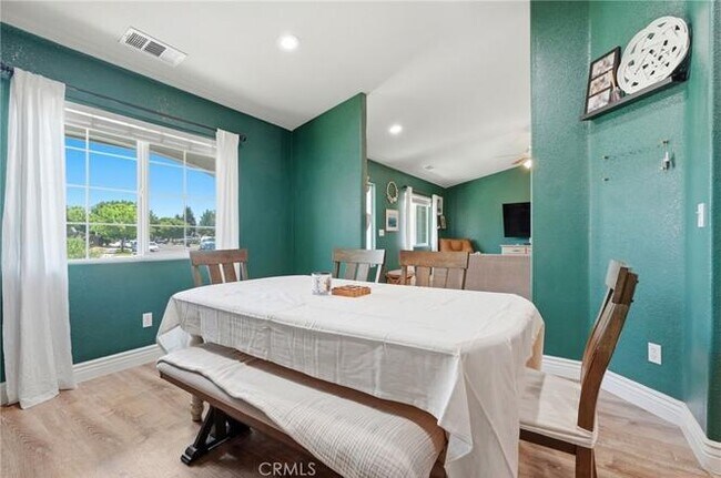 Building Photo - 2258 Kirch Flat Ave