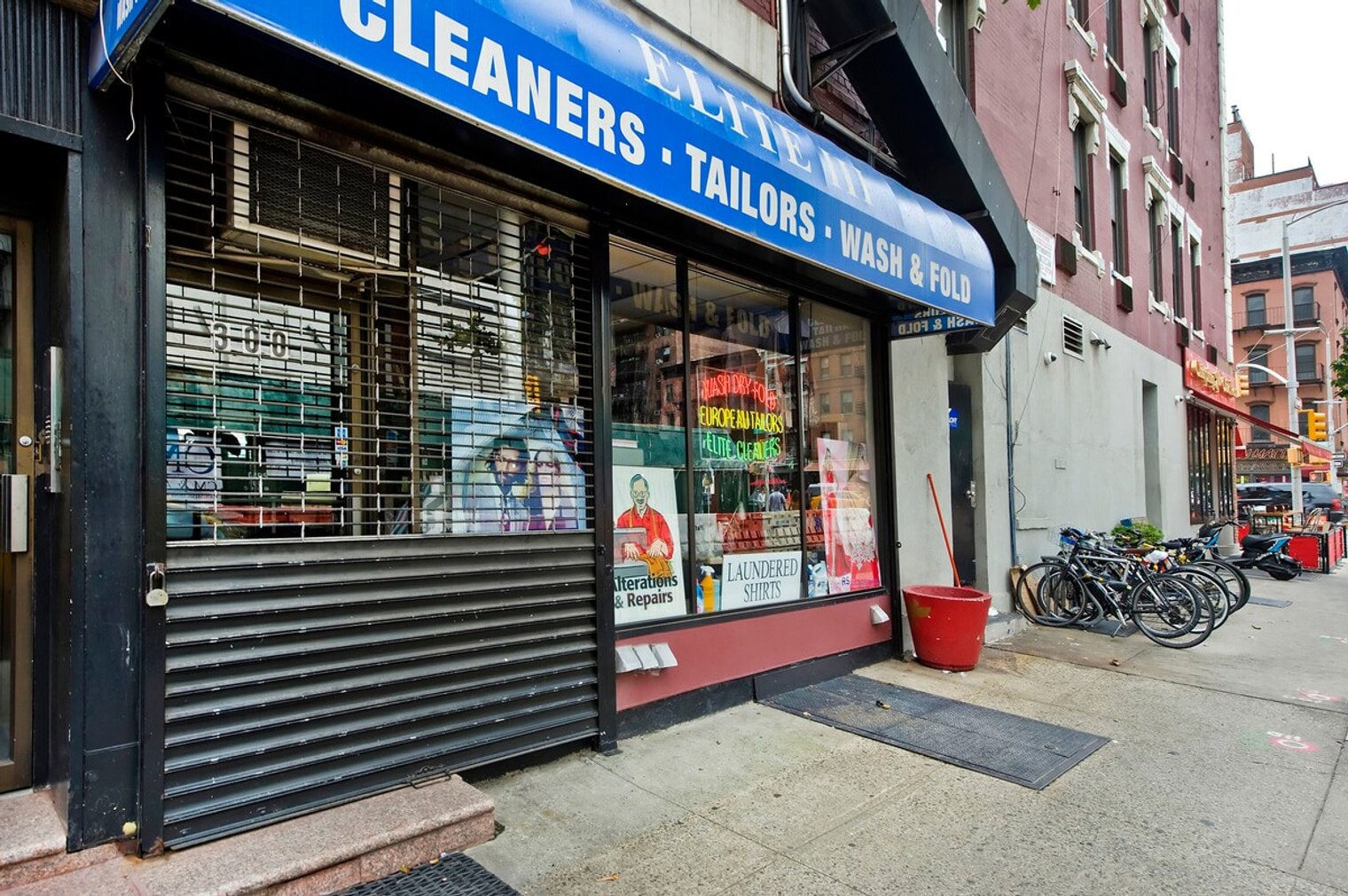 Building Photo - 1581 1st Ave