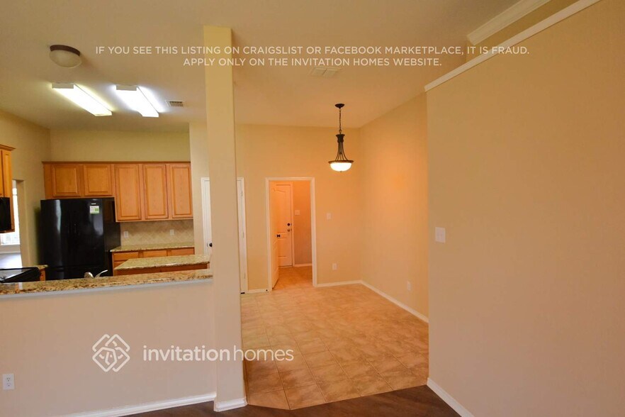 Building Photo - 113 Singletree Ln