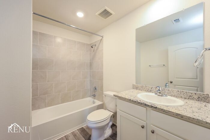 Building Photo - 2906 Citron Garden