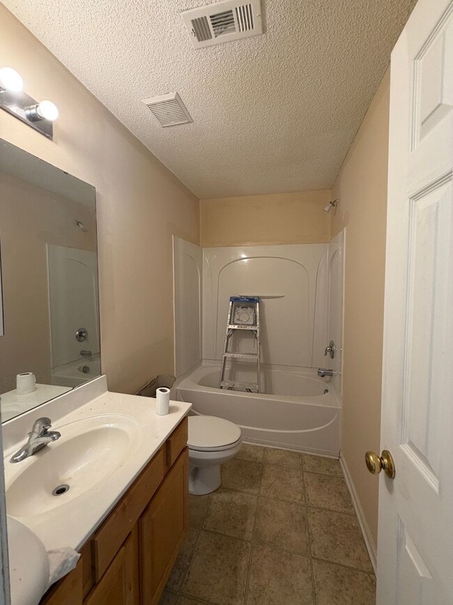 Building Photo - 5137 Magnolia Tree Ln