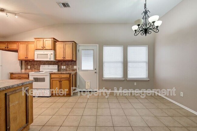 Building Photo - 13313 SW 2nd Terrace