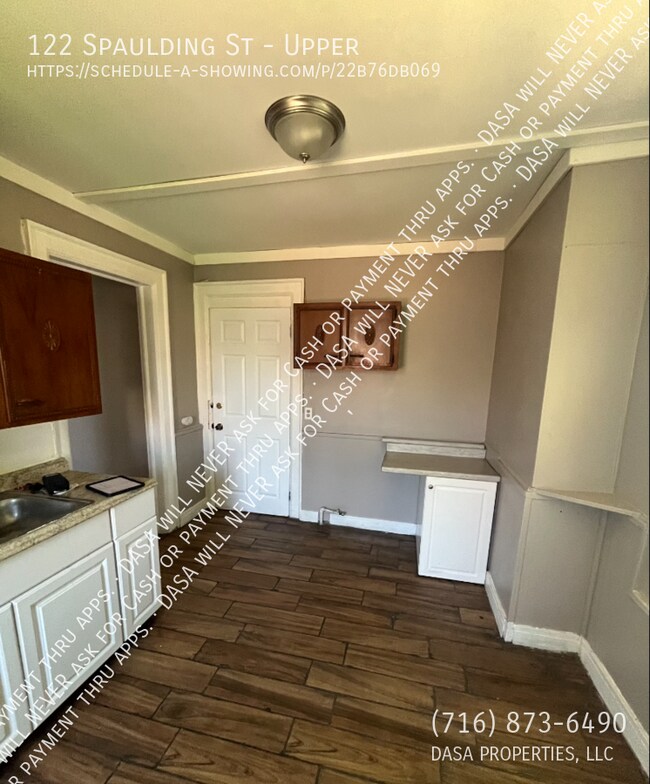 Building Photo - 122 Spaulding St
