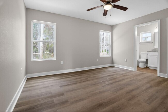 Building Photo - 7036 Tunica St