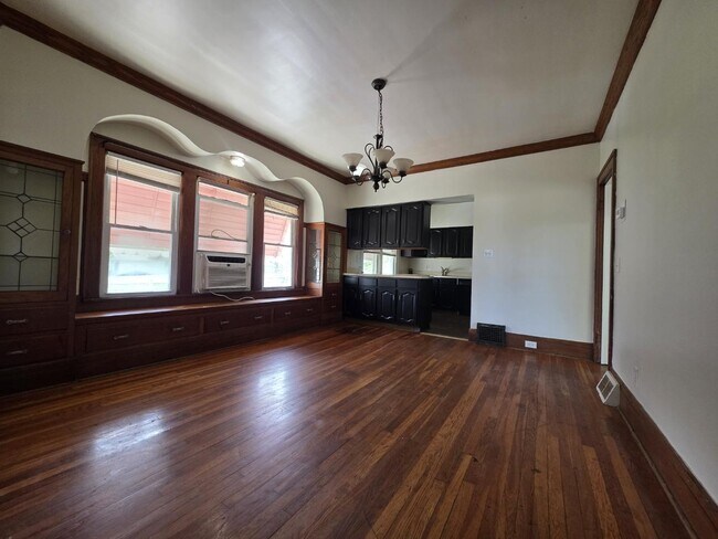 Building Photo - 4878 E 93rd St