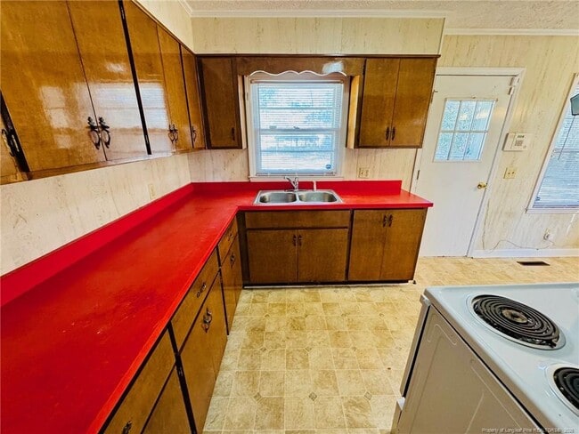 Building Photo - 803 Floyd St