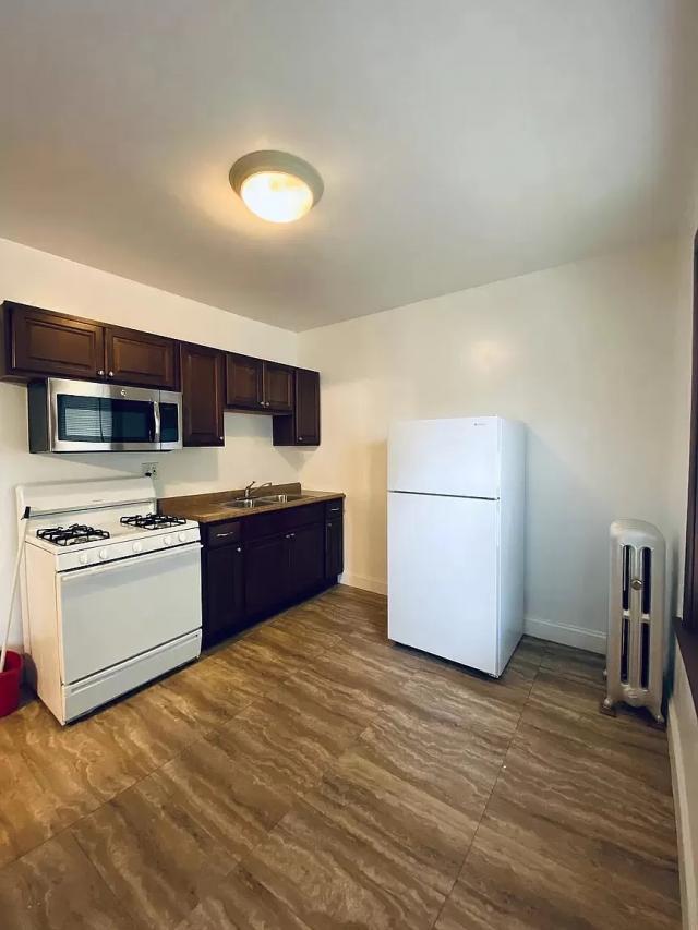 Building Photo - 1 bedroom in Chicago IL 60639