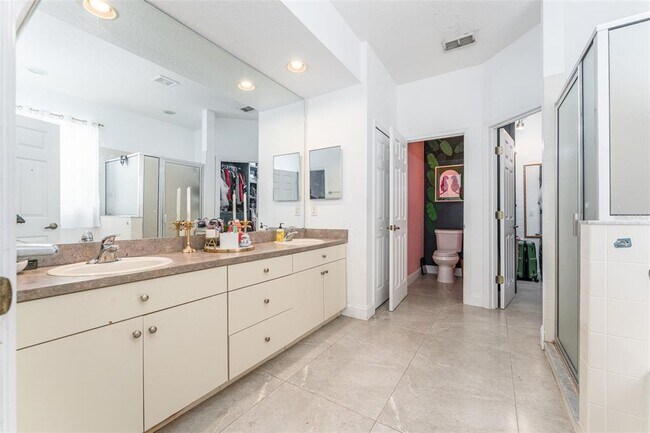 Building Photo - 8050 Diablo Ct