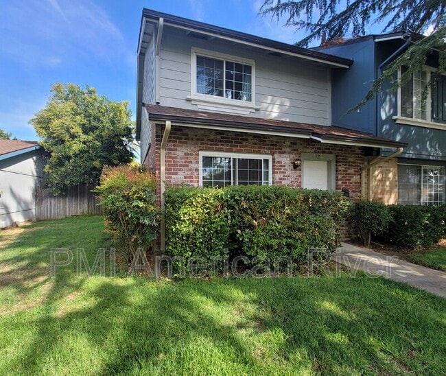 Building Photo - 5125 Gibbons Dr