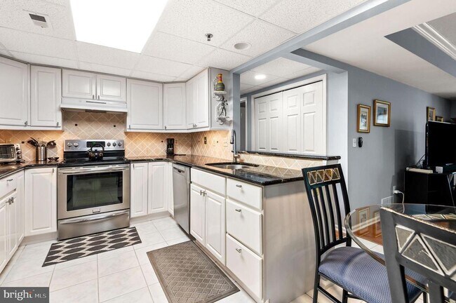 Building Photo - 8204 Centennial Station Dr