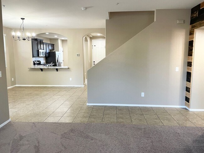 Building Photo - 3454 E Azalea Dr