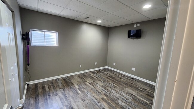 Building Photo - 2903 Carol Dr
