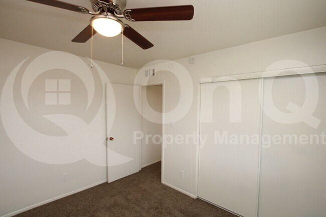 Building Photo - 6134 N 30th Ave