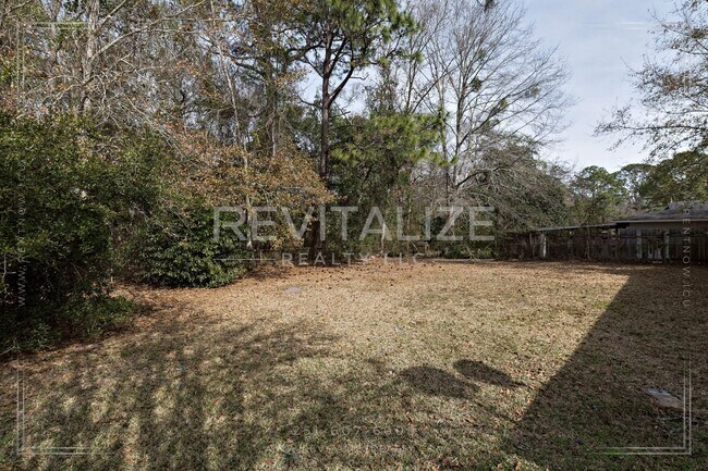 Building Photo - Beautiful 3 Bedroom/1 Bathroom Home in Mobile!