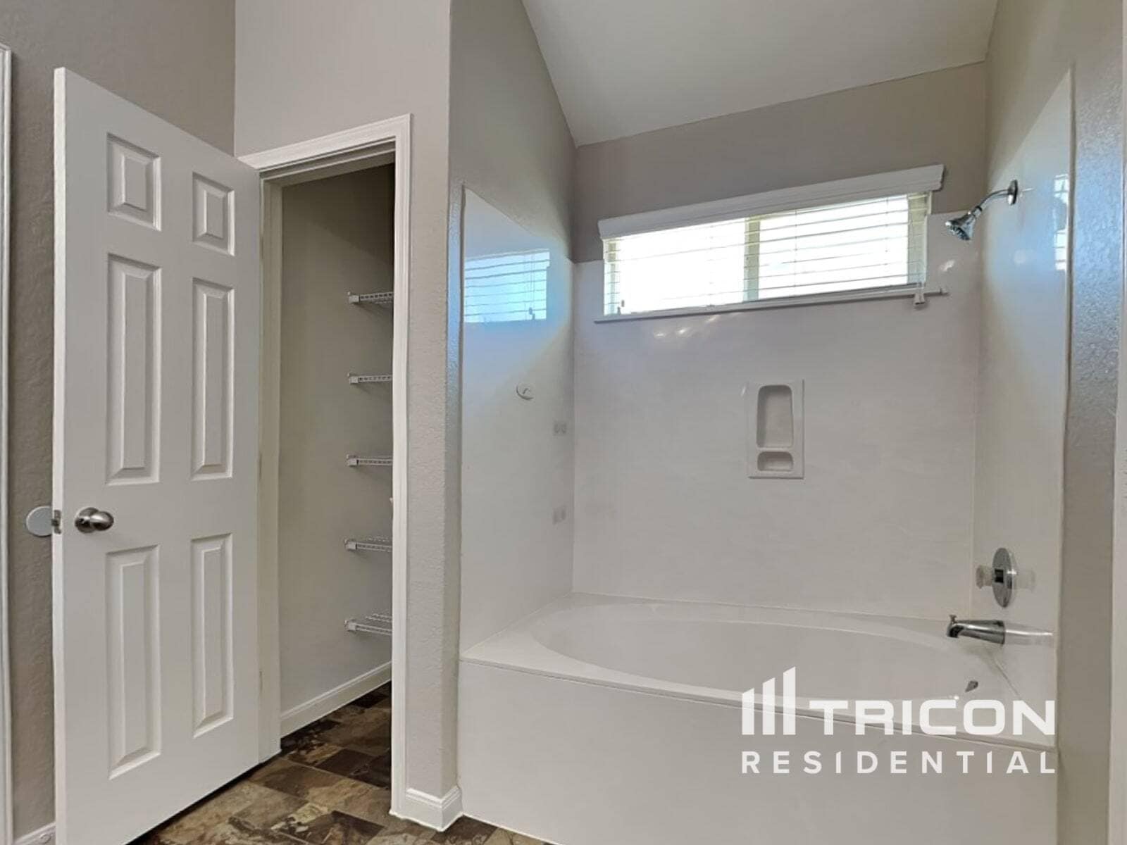 Building Photo - 210 Teron Dr
