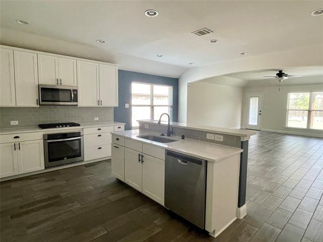 Building Photo - 2030 Rosebury Ln