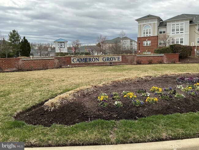 Building Photo - 14040 New Acadia Ln