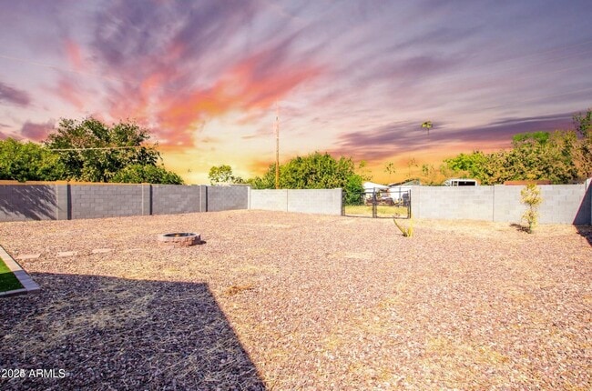 Building Photo - 4628 E Monte Vista Rd