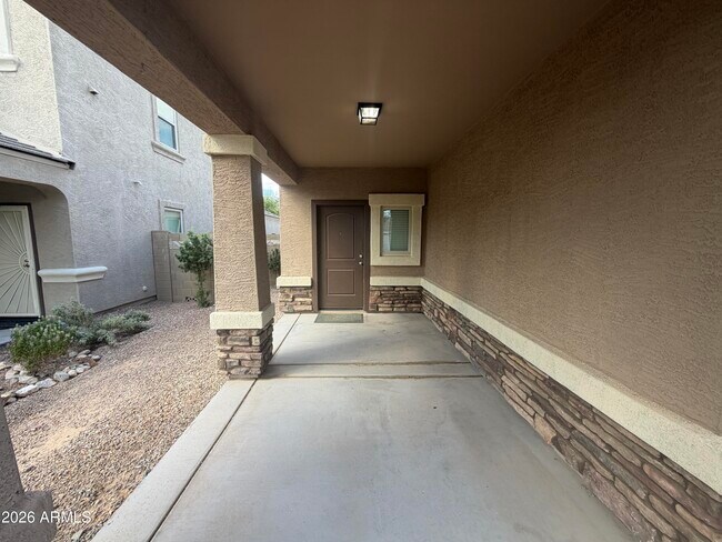 Building Photo - 29940 W Monterey Dr