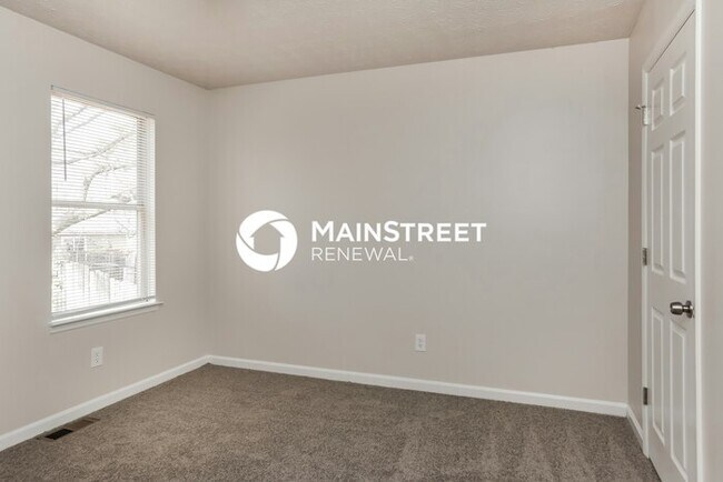 Building Photo - 3 Bedroom Pet-Friendly Home in Lithonia, GA with Main Street Renewal