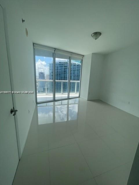 Building Photo - 465 Brickell Ave